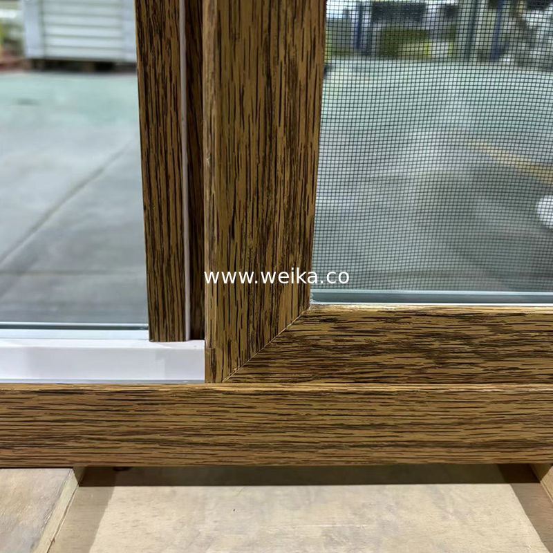 Сдвижные окна из UPVC, изготовленные на заказ, деревянные зерна/белые, двуцветные, настраиваемые цвета и размеры, встроенный экран, производитель OEM